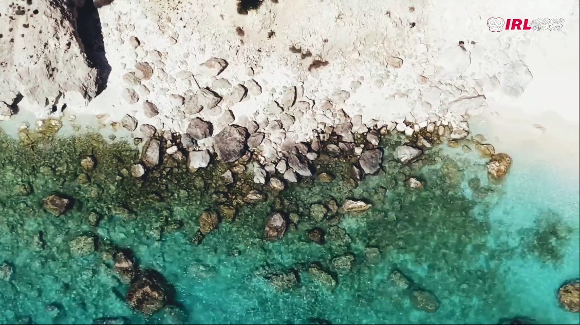 Sand & sea contrast